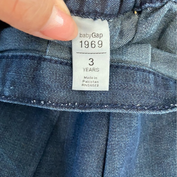 BABY GAP DENIM SKIRT FOR LITTLE GIRLS SIZE 3 - Picture 3 of 3